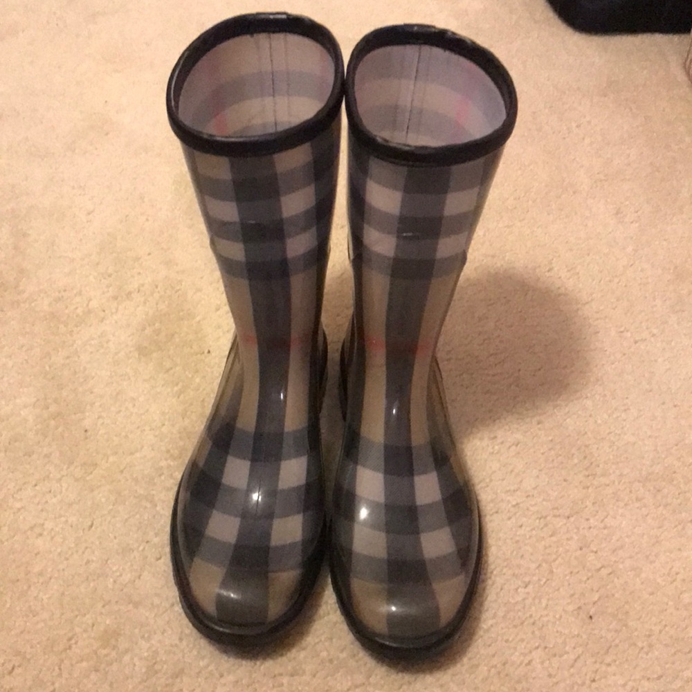Burberry rain boots